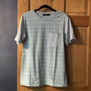 Short sleeve tee